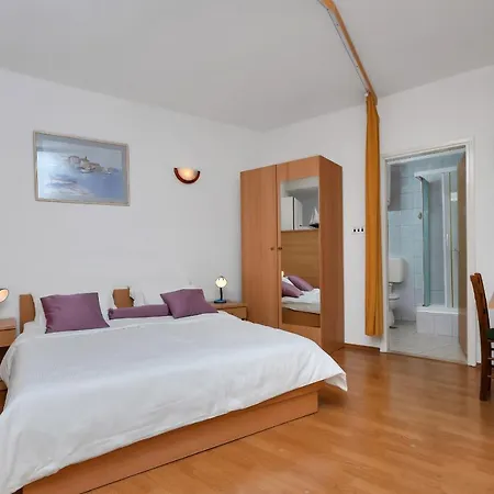 Ivan Apartman Makarska