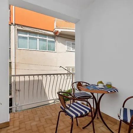 Ivan Apartment *
