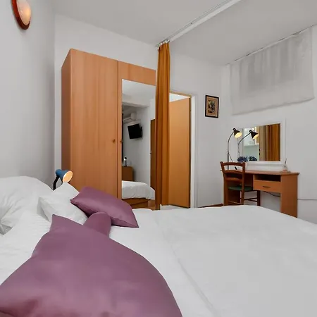 Ivan * Макарська